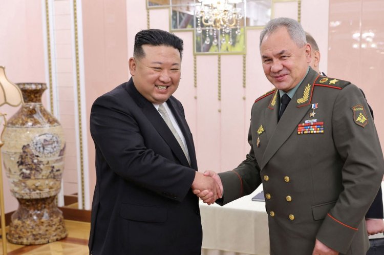 Kim Jong Un is going to Russia to set up an arms deal for Russia’s Ukraine war