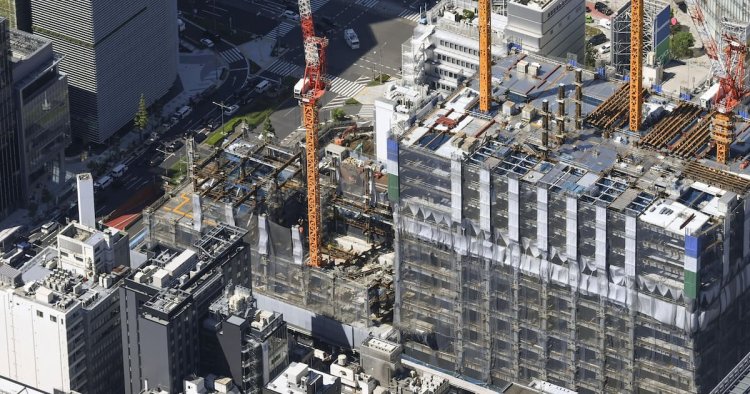東京・八重洲のビル建設現場、作業員転落し2人死亡