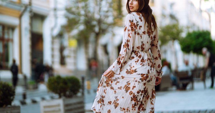 17 NYC-Approved Street Style Dresses Your Favorite Influencer Would Love
