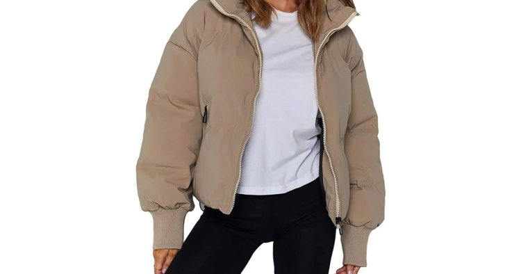 This Puffer Jacket Is the Perfect Transitional Piece for Fall — Snag It on Sale!