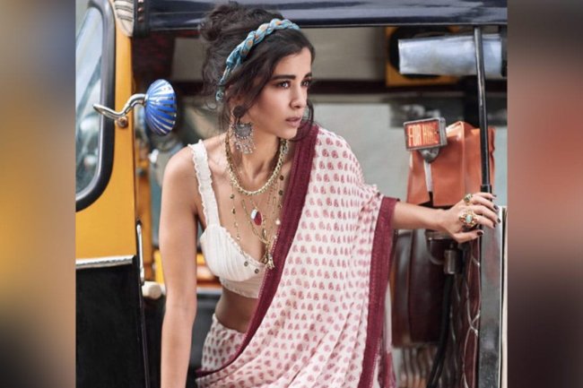 Saba Azad On Dealing With People's Perceptions:"They Don't Know Me"