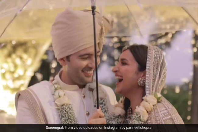 Parineeti Chopra's Wedding Gift Has Become The "Soundtrack" Of Raghav Chadha's Life