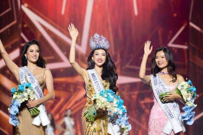 Tin tức giải trí ngày 3-10: Khán giả yêu cầu xem xét lại kết quả Miss Universe Vietnam 2023