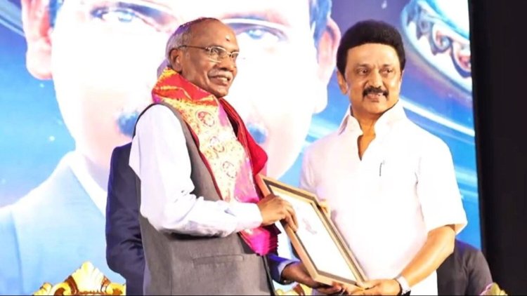 CM Stalin awards Rs 25 lakh to Tamil scientists part of Chandrayaan, Aditya-L1