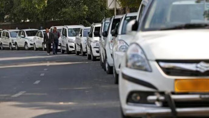 Only cars with white number plate not allowed carpooling in Bengaluru: Minister
