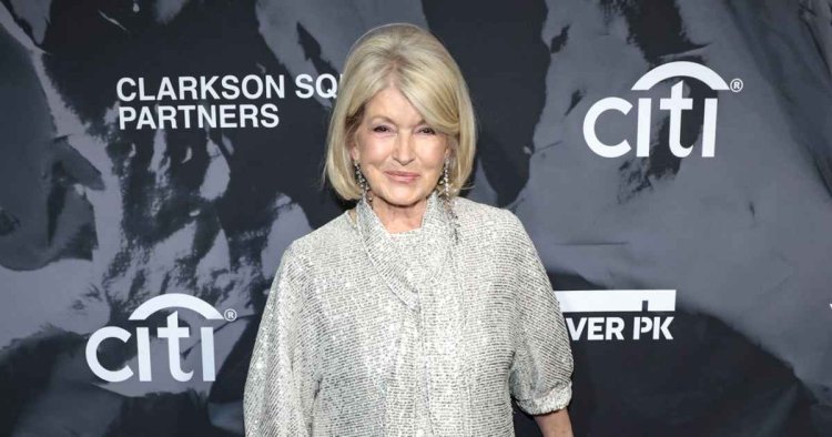 Martha Stewart Gets Leggy in Sexy High-Slit Metallic Dress