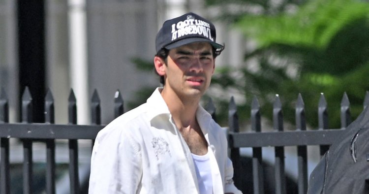 Joe Jonas Goes Yachting in Miami Amid Ongoing Sophie Turner Divorce