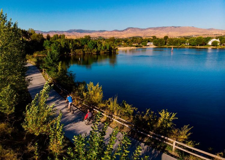 Update: Paddleboarder died after he ‘likely drowned’ at Quinn’s Pond, Boise fire says
