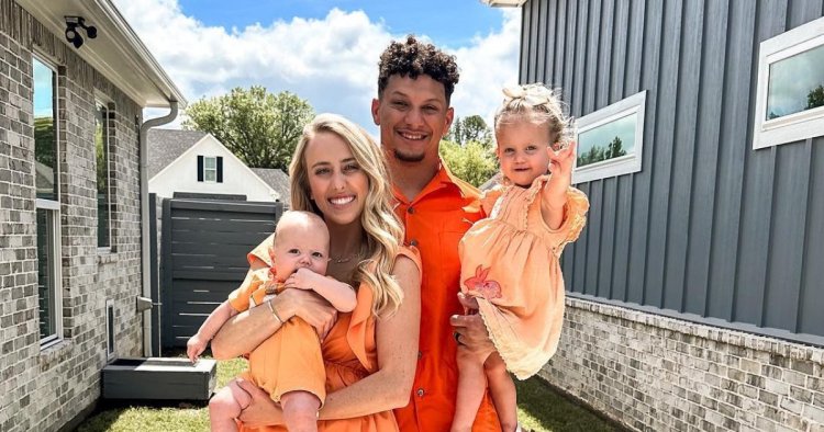 Patrick Mahomes and Wife Brittany Matthews’ Cutest Family Photos