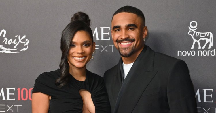 Eagles' Jalen Hurts Steps Out With Girlfriend Bry Burrows at NYC Gala