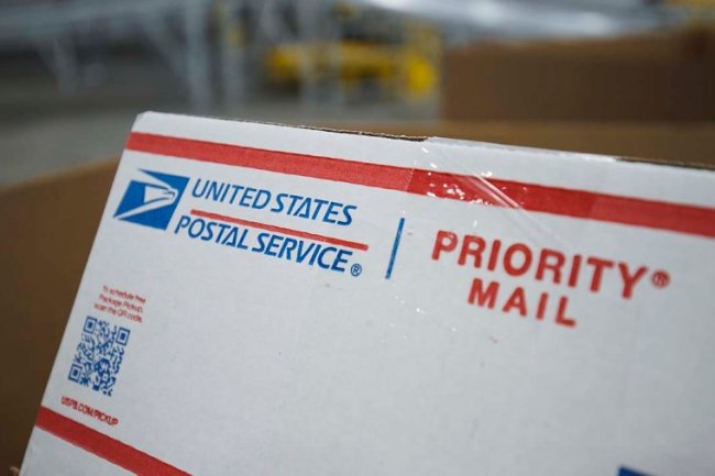 U.S. postal worker among those indicted in $24 million check scheme