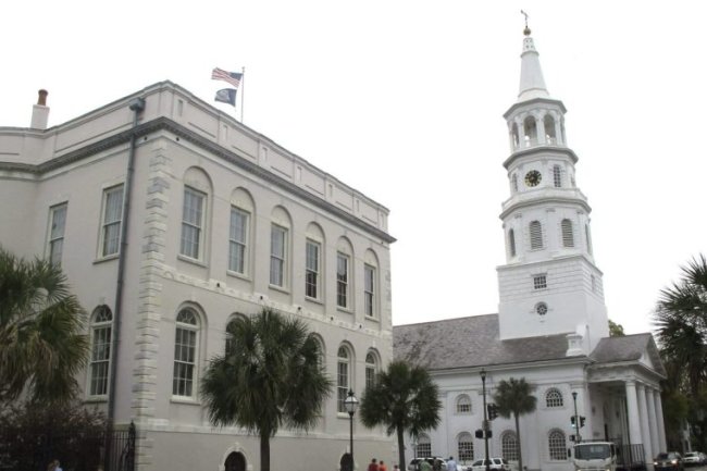 Charleston elects Republican mayor for first time since 1870s