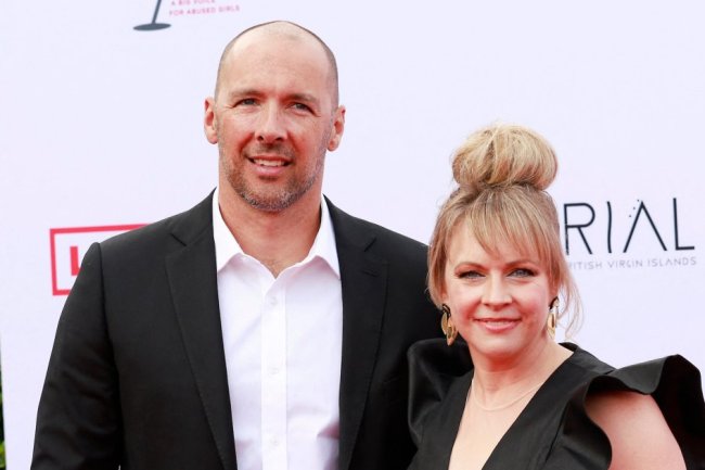 How Melissa Joan Hart’s Husband Feels About Her On Screen Romances