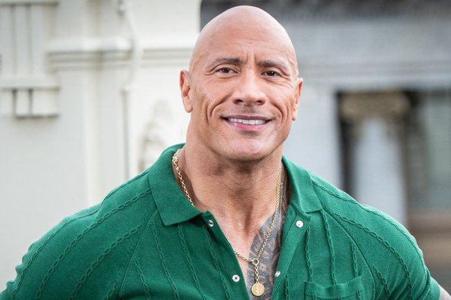 Dwayne Johnson Buys Toys for Every Kid at NYC FAO Schwarz