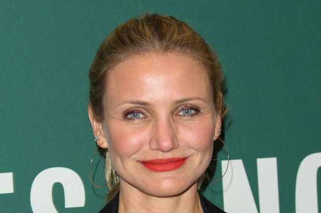 Channel Cameron Diaz’s Cozy Style With These Comfy-Chic Ugg Boots