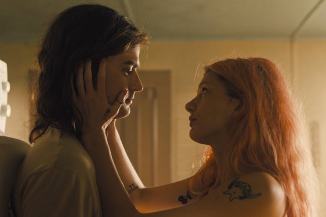 Joe Keery, Camila Morrone's Romantic Heist Film 'Marmalade': What to Know