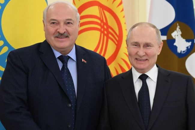 Putin Sends Nukes to Belarus