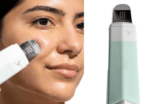 This Dermaflash Device Unclogs Pores and Infuses Skincare