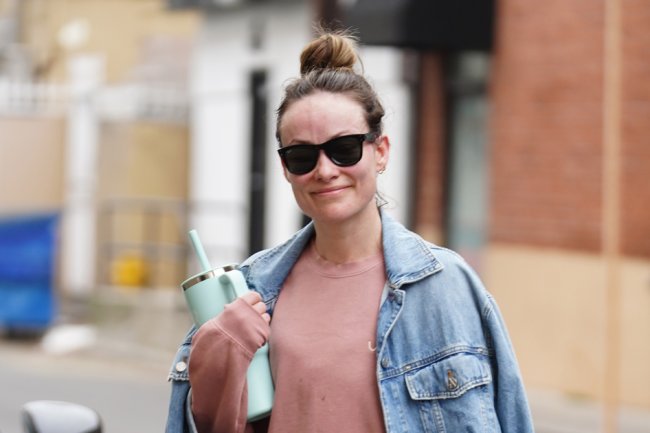 Shop This Olivia Wilde-Approved Pair of Ray-Ban Sunglasses on Amazon