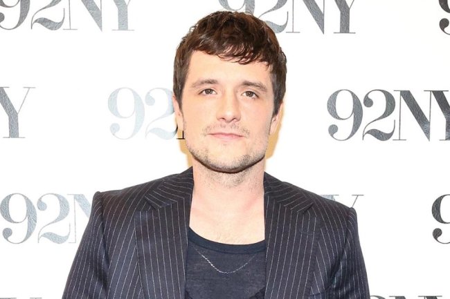 Josh Hutcherson Remembers 'SNL' Being His '1st-Ever Live Audience'