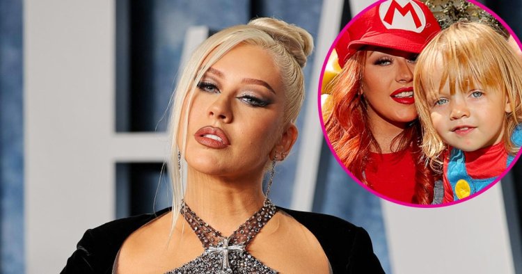 Christina Aguilera's Daughter, 9, Already Wants to Be ‘Mama’s Manager’