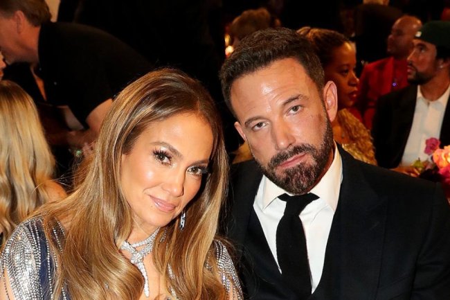 Jennifer Lopez Sends Warning to Women Who Flirt With Ben Affleck