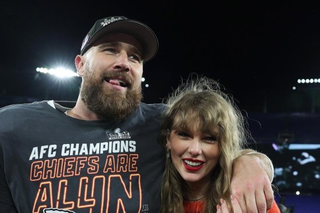 Taylor Swift Quietly Visited Travis Kelce at Stadiums Before Going Public