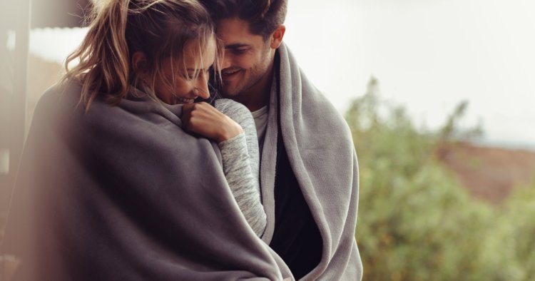 Snuggle Up in Softness With the 10 Best Blankets to Keep You Warm All Winter