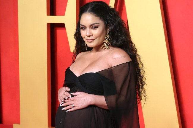 See Vanessa Hudgens' Pregnancy Photos Before Welcoming 1st Baby