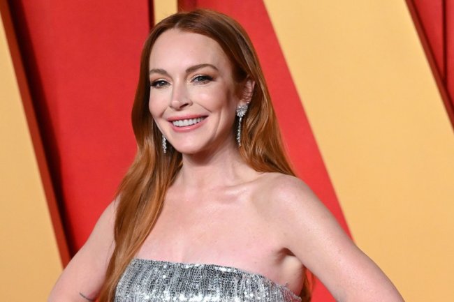 Lindsay Lohan Uses These Cucumber Patches to Keep Her Eyes 'Looking Fresh'
