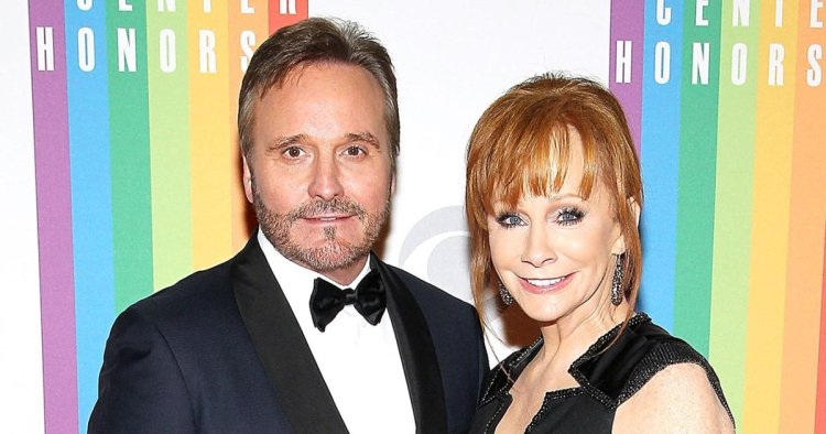 Reba McEntire Says Marriage to Ex Narvel Blackstock Was ‘All Business’