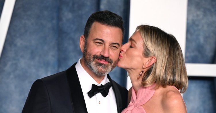Jimmy Kimmel and Wife Molly McNearney’s Relationship Timeline