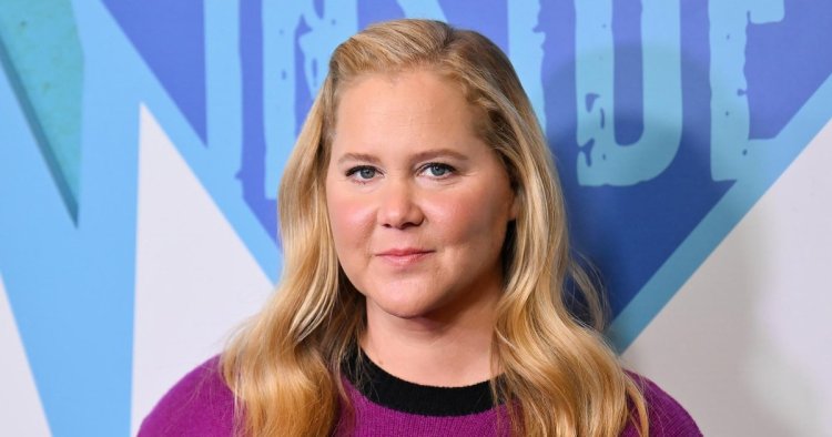 Amy Schumer Bronzed Her Uterus After Having It Surgically Removed