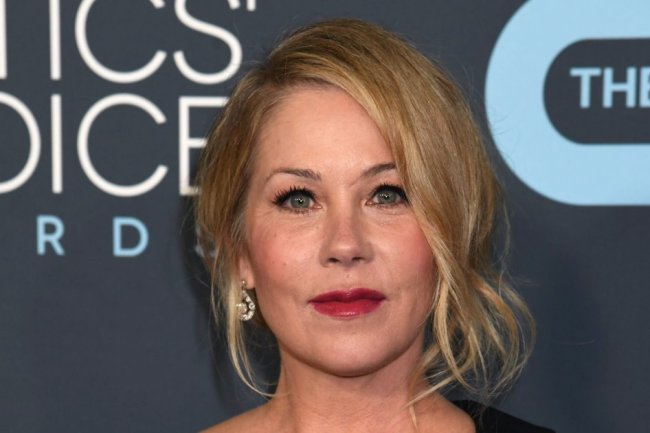 Christina Applegate Demands to Know Why Robyn Dixon May Be Leaving ‘RHOP’