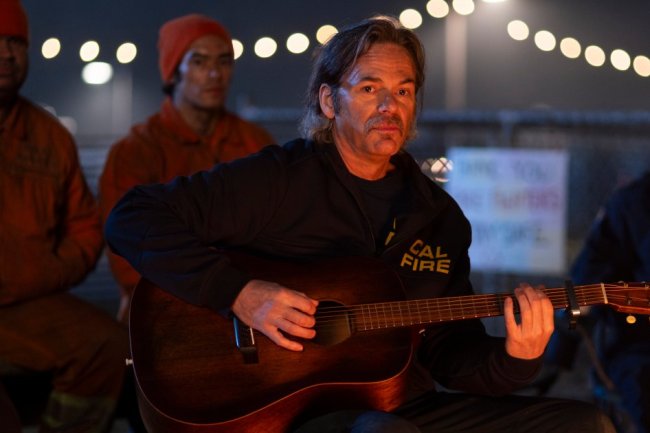 Fire Country's Billy Burke Would Like to See Vince Have a Midlife Crisis